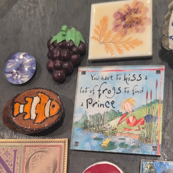 Assorted Decorative Magnets Set - Picture 4 of 10